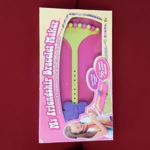 Brand New Friendship Bracelet Maker